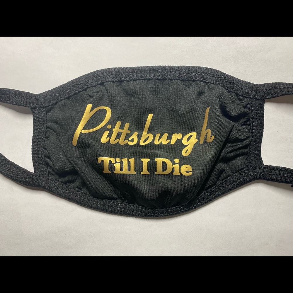 Black and Gold facemask